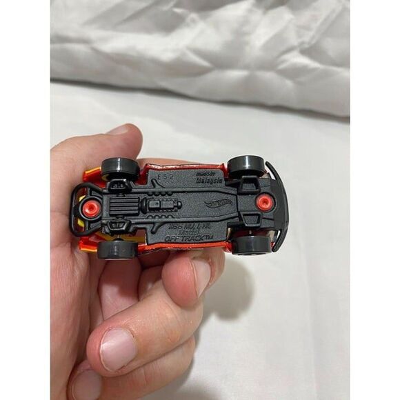 Hot Wheels Red Off Track #156 Truck Diecast 2012 1:64 Scale - Picture 9 of 11